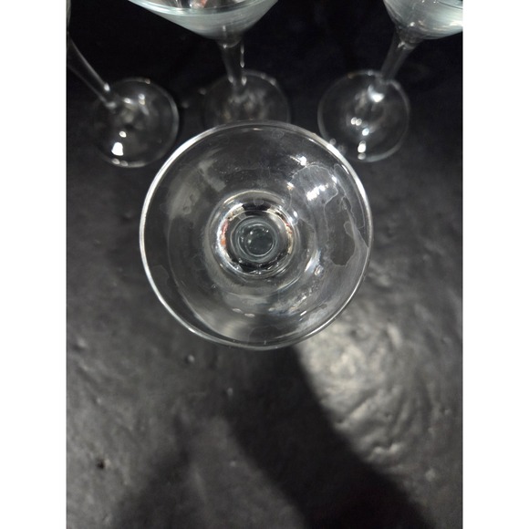 Grey Goose Exclusive Martini Glasses, Set of 4 Crystal Glasses, Limited Edition - Picture 7 of 9